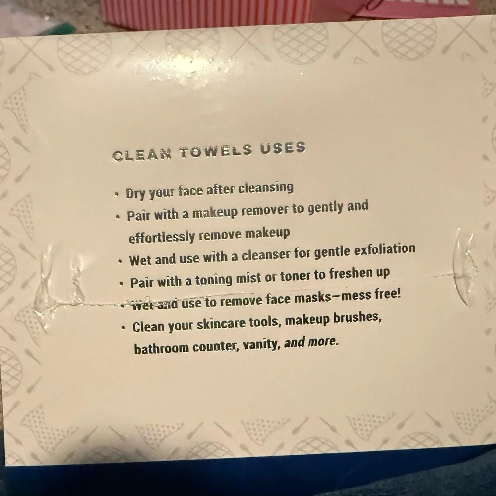 Clean Skin Club Disposable Wash Cloths Towels XL 50 Count New in Sealed Box - Picture 5 of 5